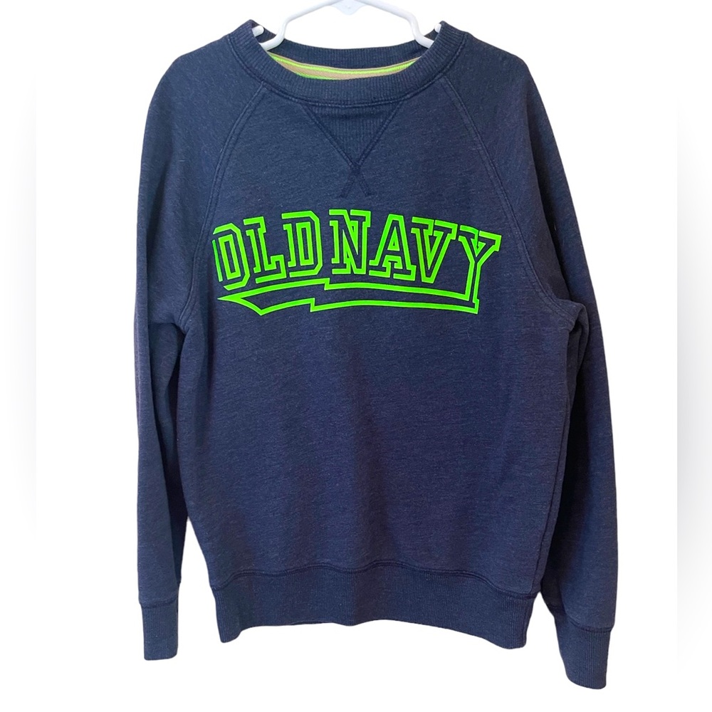 Old Navy boy’s sweatshirt, size Medium (8).